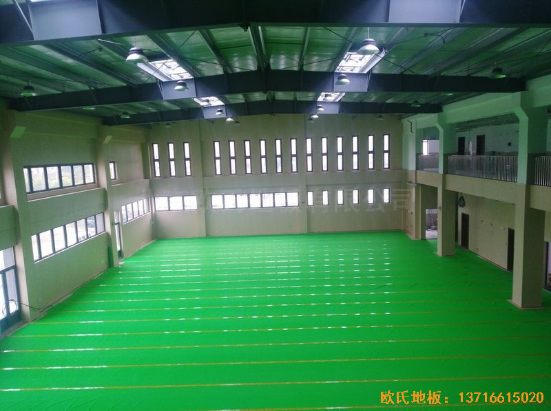 上海嘉定區(qū)大居小學(xué)運(yùn)動地板鋪設(shè)案例