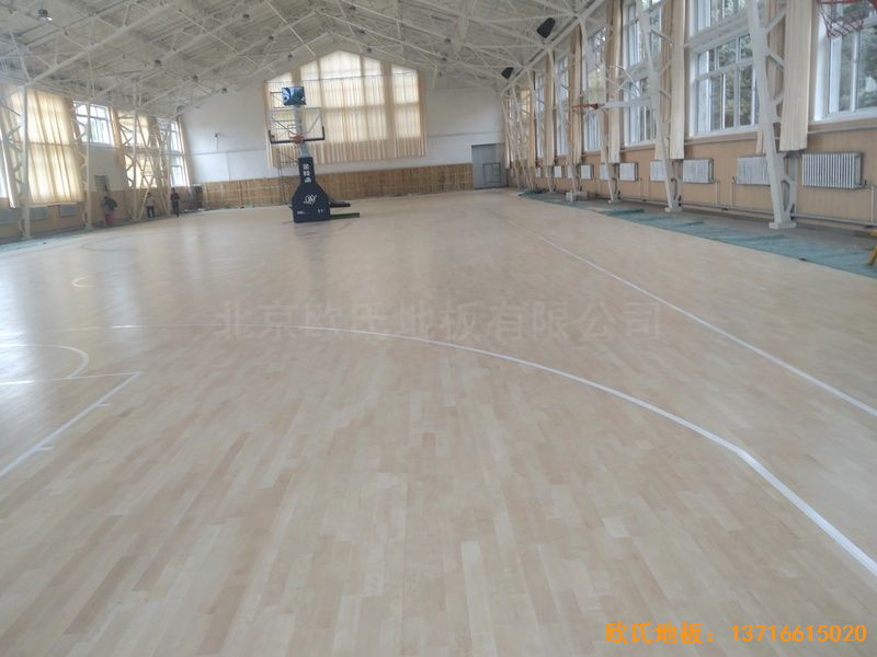 內蒙古呼和浩特賽罕區(qū)師范大學體育學院訓練館運動地板鋪裝案例