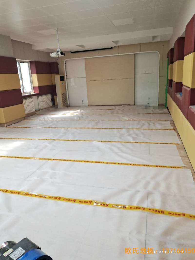 北京中國礦業(yè)大學附屬中學運動地板鋪設案例