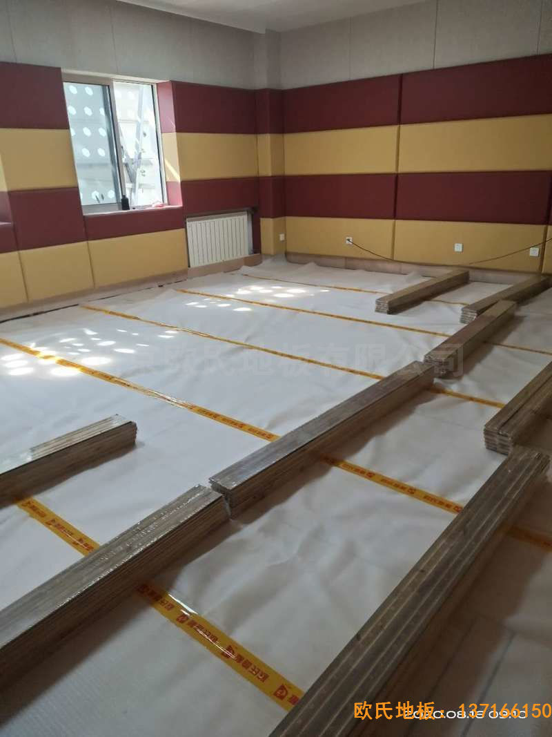 北京中國礦業(yè)大學附屬中學運動地板鋪設案例