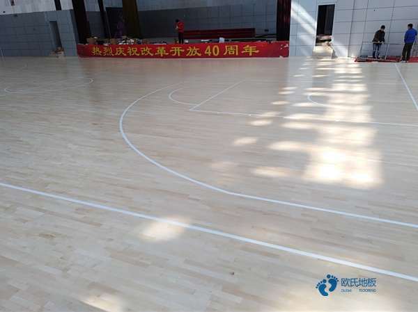 主輔龍骨體育籃球木地板價(jià)格表