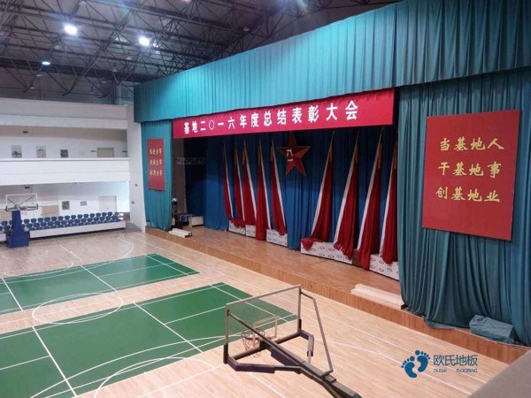 國(guó)標(biāo)體育地板要多少錢